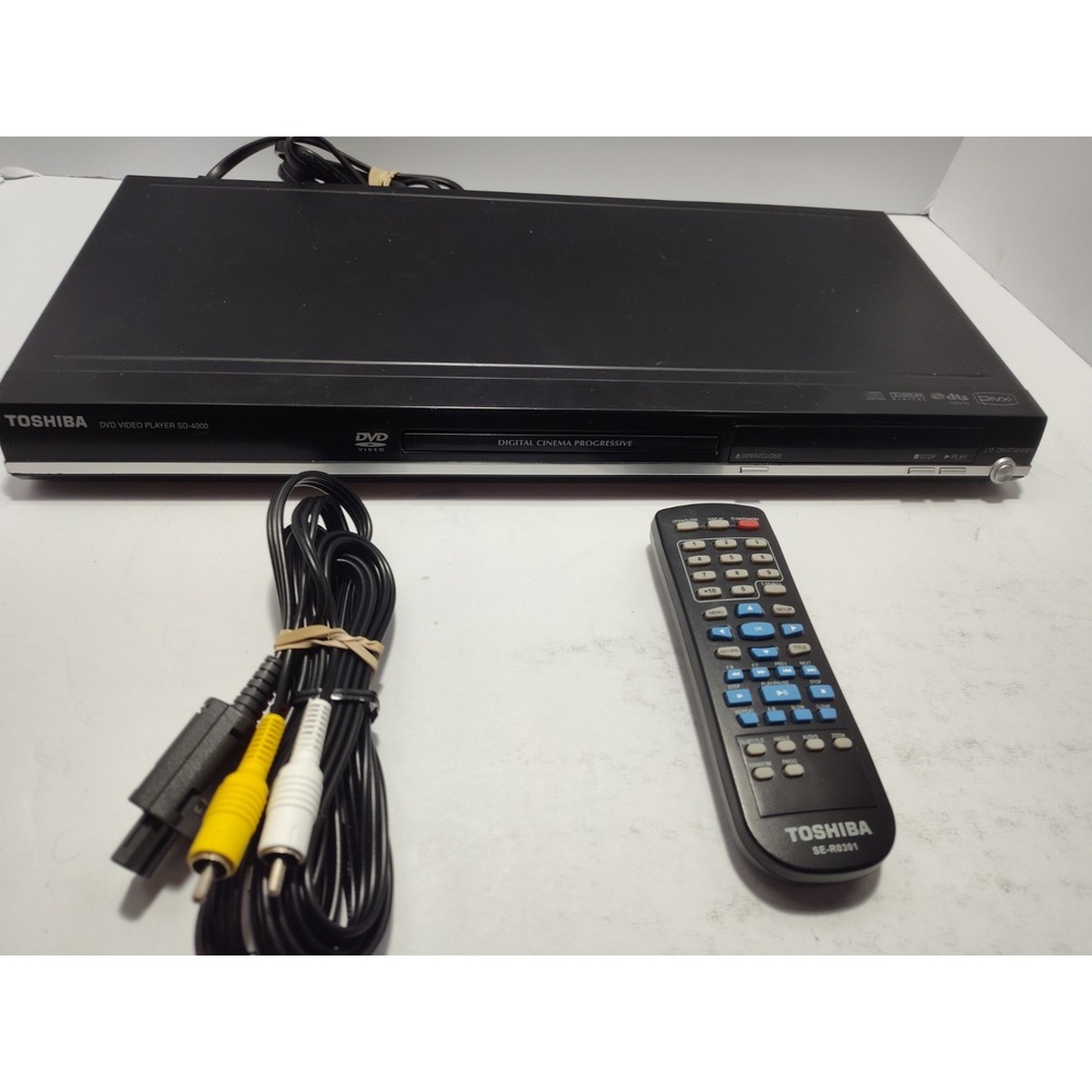 Toshiba SD-4000KU2 DVD Player Digital Cinema Progressive Black w Remote
